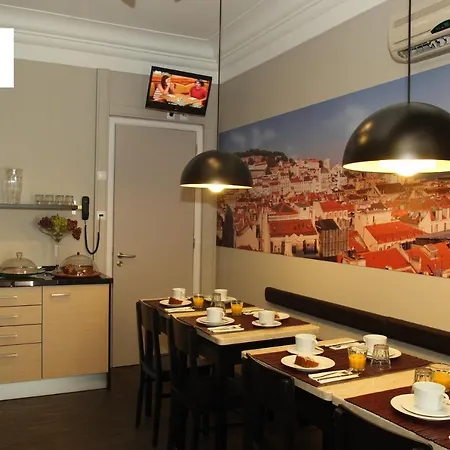 Bed & Breakfast Castilho House 3*