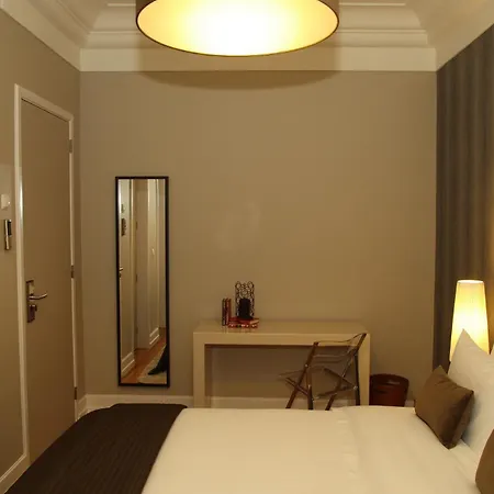 Castilho House 3*