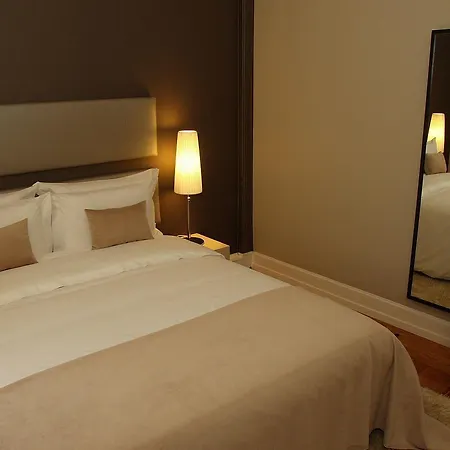 Bed & Breakfast Castilho House 4*