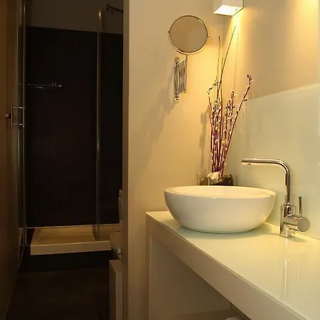 Castilho House 4*