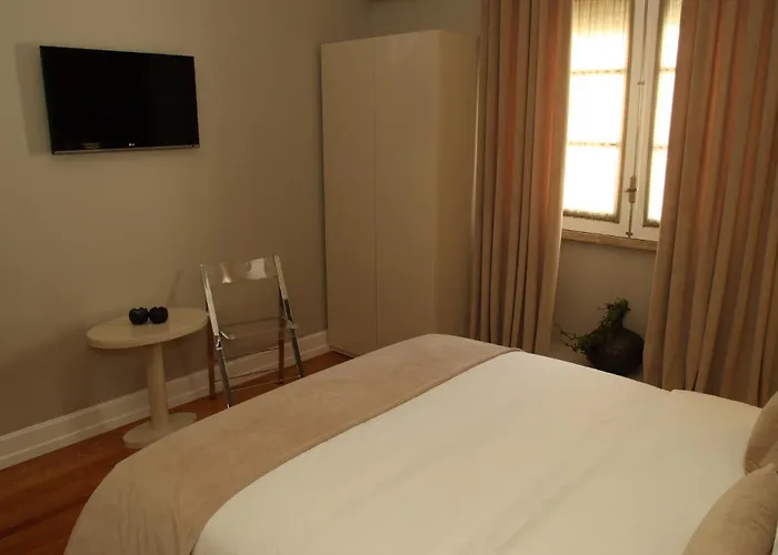 Castilho House Bed & Breakfast 4*